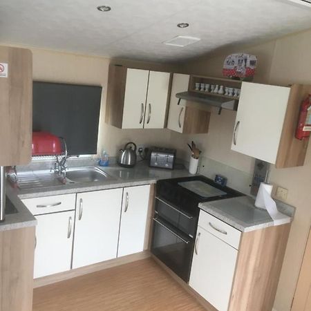 Take Me To The Beach At J&S Caravan Holidays Newquay Bay Resort Saint Columb Minor Eksteriør bilde