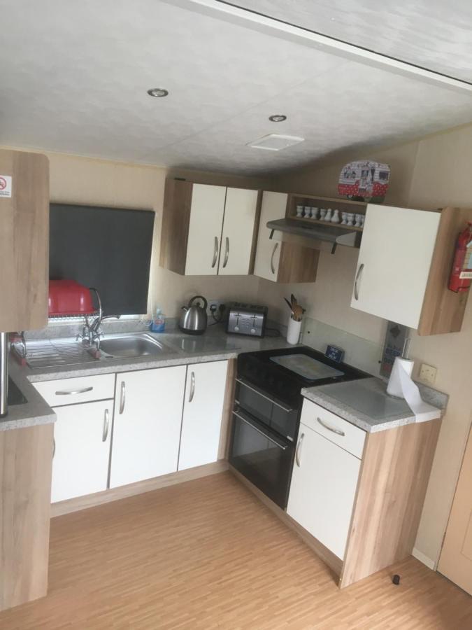 Take Me To The Beach At J&S Caravan Holidays Newquay Bay Resort Saint Columb Minor Eksteriør bilde